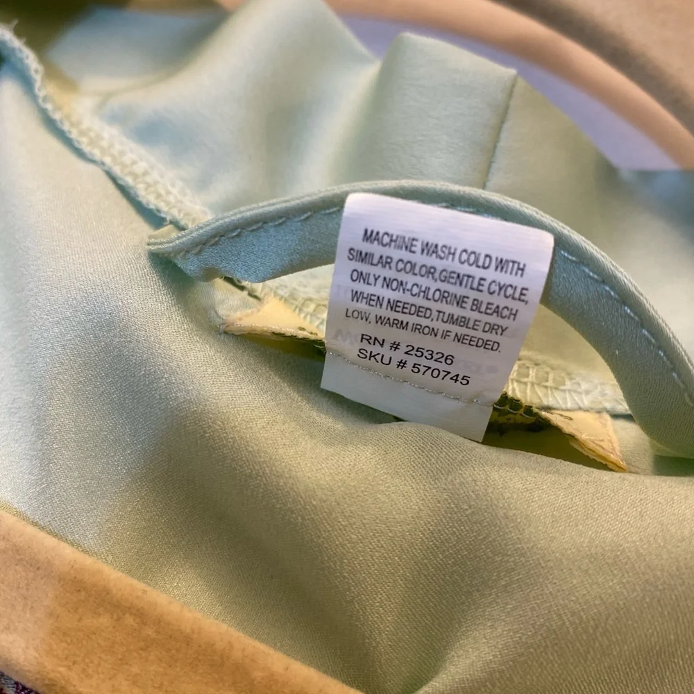 Cost Plus World Market Sage Green Embroidered Robe - Picture 7 of 7